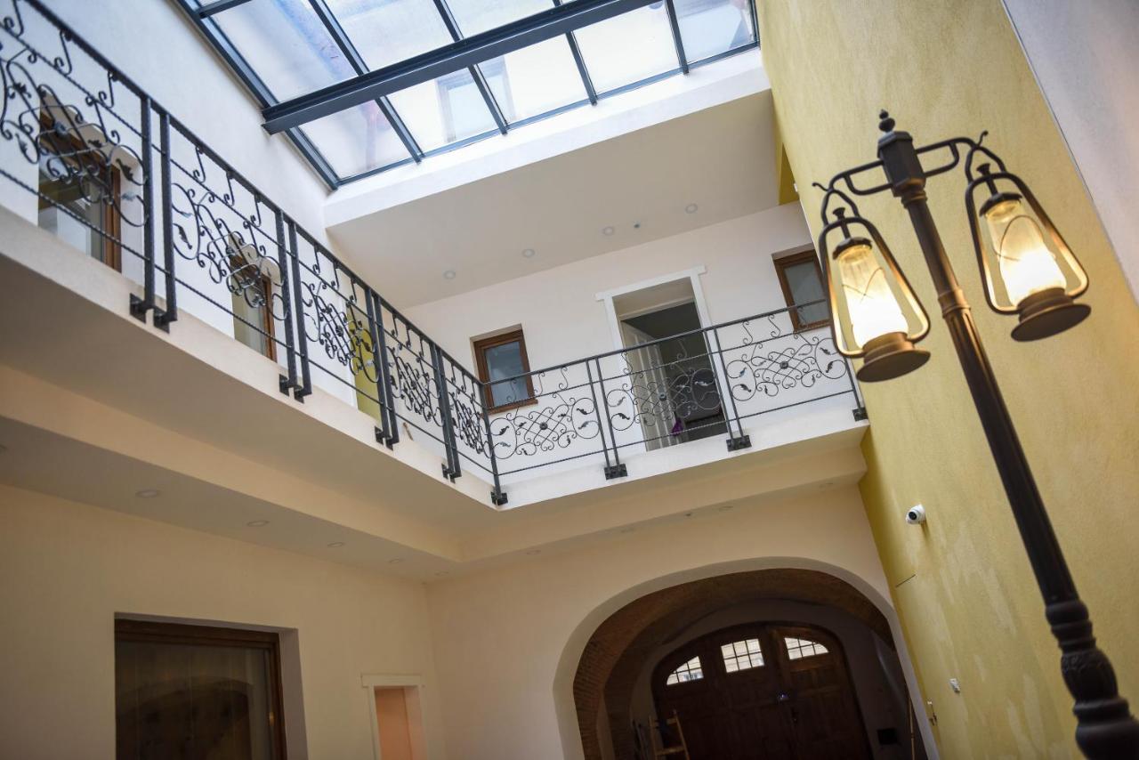 Schloss Apartments Brasov Exterior photo