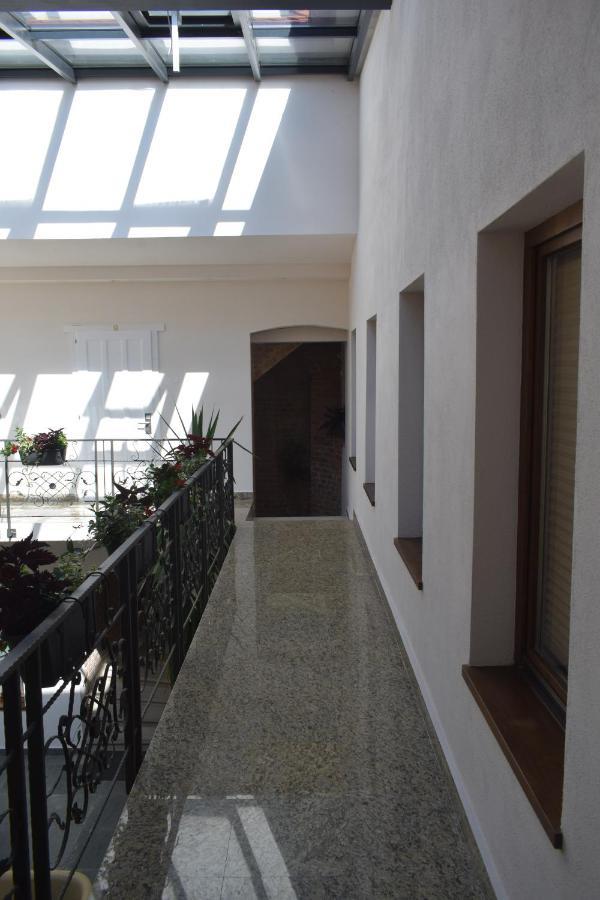 Schloss Apartments Brasov Exterior photo